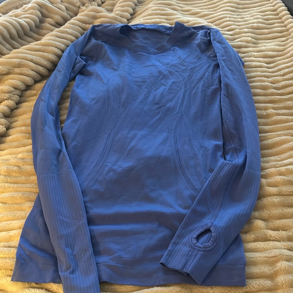 Lululemon shirt